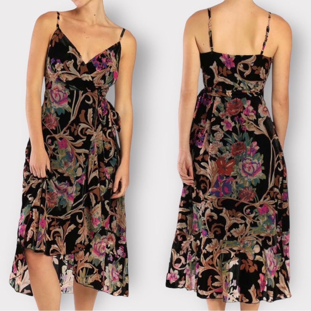 Lulu’s Magnificent Mood Velvet Dress New Medium